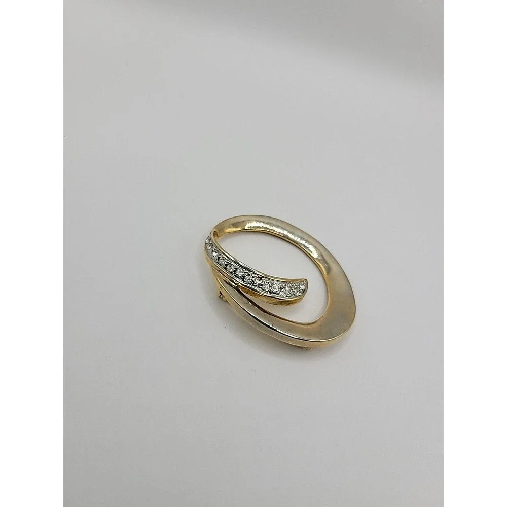 Vintage Brooch‎ Pin Gold Tone Swirl White Crystals Jewelry Costume